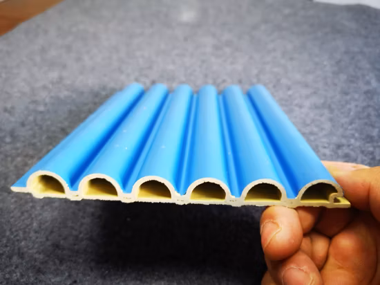 Großhandel für Innendekoration, Baboo Holzkohle-Holzfurnier, WPC-Lamellenverkleidung, geriffelte Wandverkleidung, integrierte PVC-Holzlamellenplatte